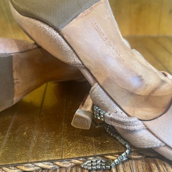 Manolo Blanik, pink rhinestone crystal buckled mule shoe high heel - Picture 8 of 16